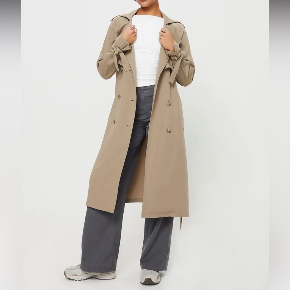 Princess Polly Cassie trench coat size 6 *NWT*